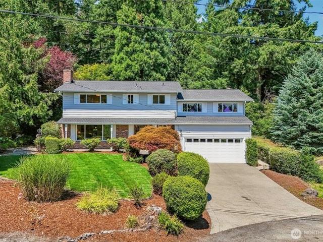 House for sale in Mercer Island, Washington