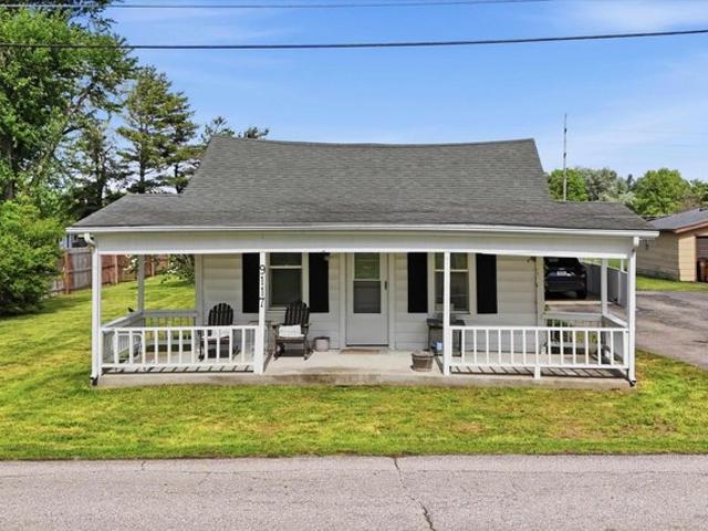 House for sale in Taylorsville, Indiana