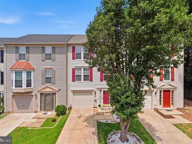 Townhouse for sale in Virginia