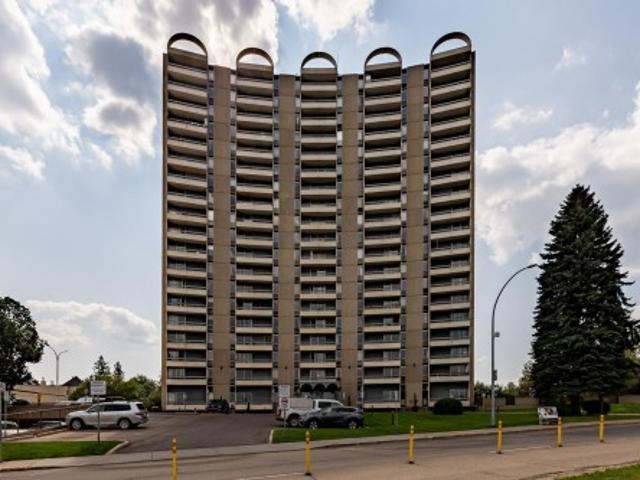 Condo for sale in Wedgewood, Alberta