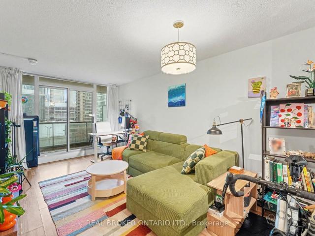 Condo for sale in Woburn, Ontario