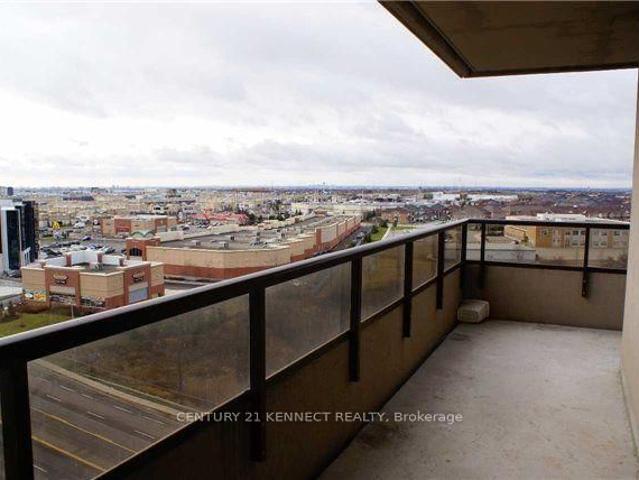 Condo for rent in Maple, Vaughan