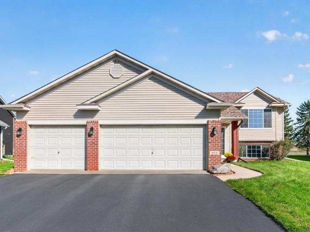 House for sale in Belle Plaine, Scott County
