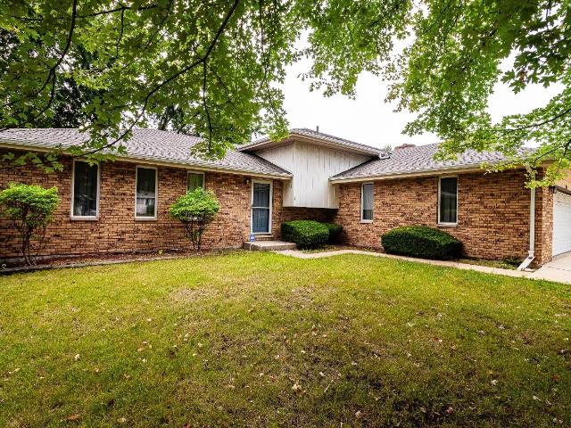 House for sale in Shorewood, Illinois