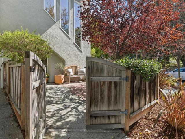 Townhouse for sale in Palo Alto, California