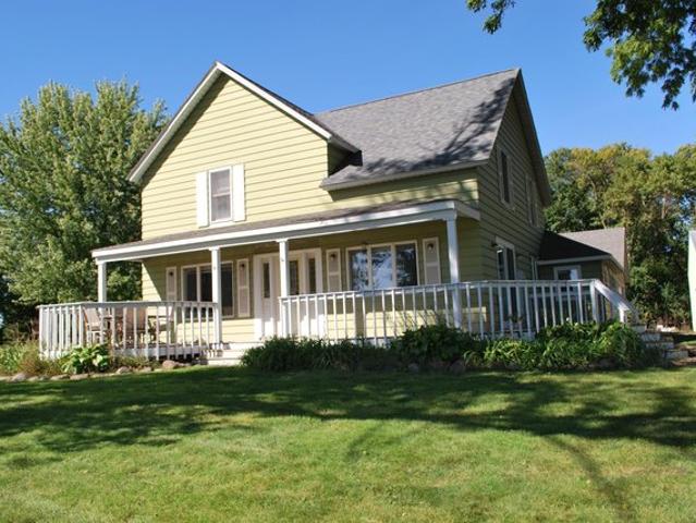 House for sale in Fairmont, Martin County