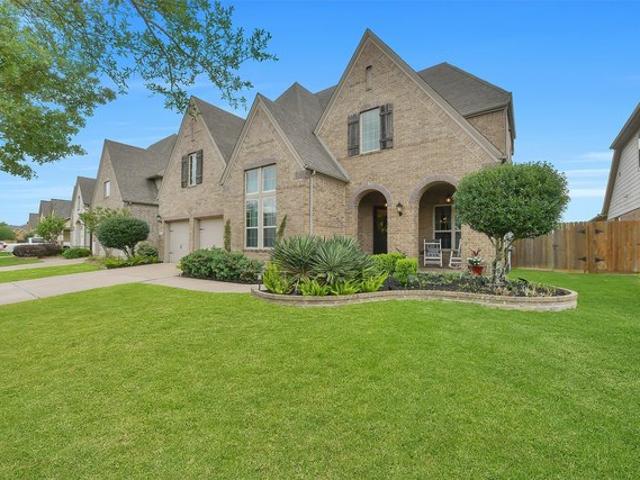 House for sale in Friendswood, Texas