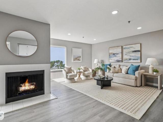 Townhouse for sale in Pacifica, San Mateo County