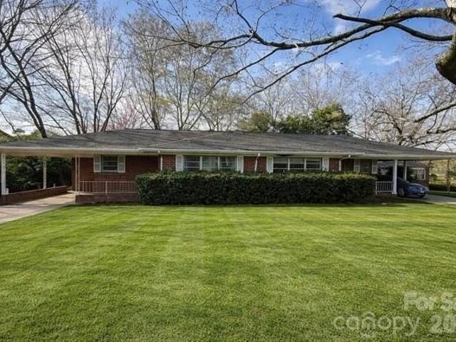 House for sale in Gastonia, North Carolina