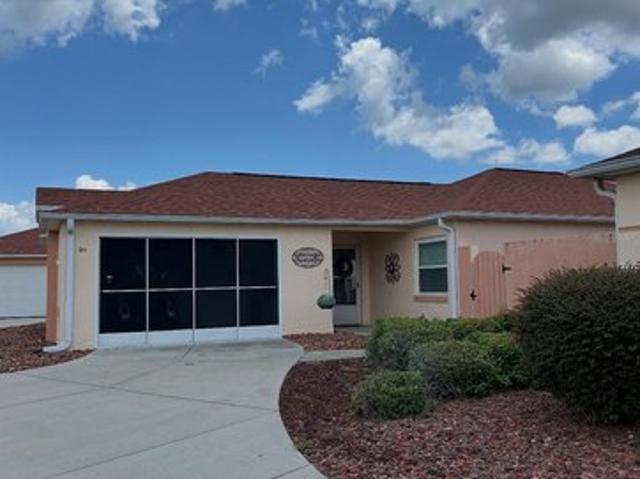 House for sale in Lady Lake, Florida