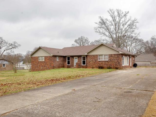 House for sale in Muscle Shoals, Alabama