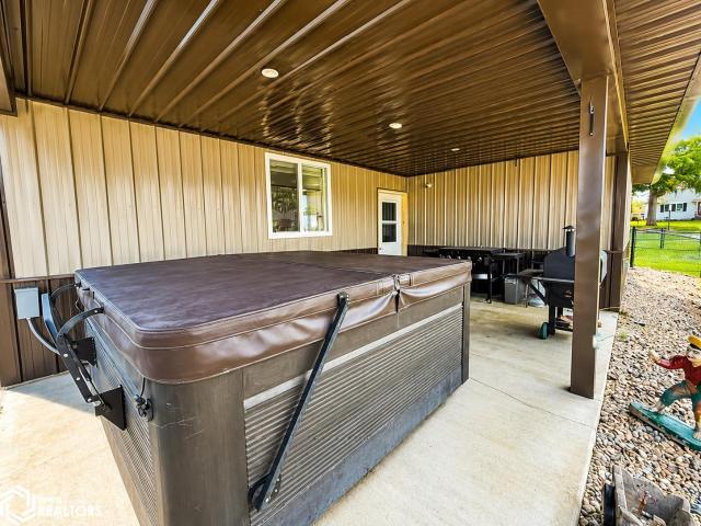 House for sale in Brooklyn, Iowa
