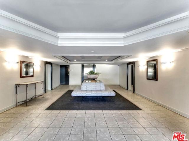 Condo for sale in Canoga Park, California