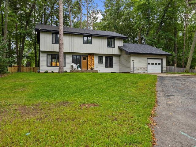 House for sale in Marinette, Marinette County