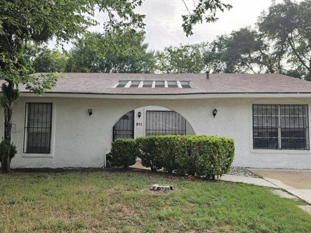 House for sale in Leesville, Texas