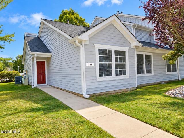 Condo for sale in Waters Edge, Toms River