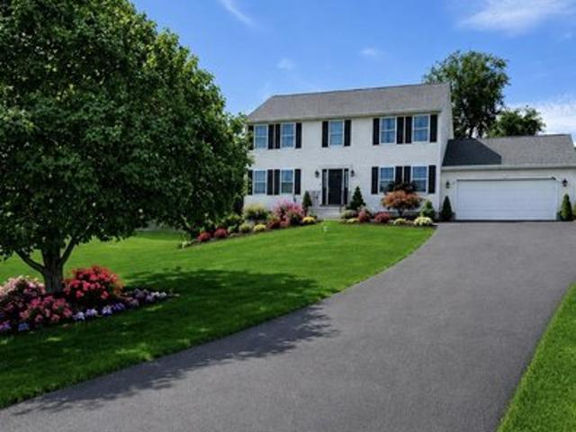 House for sale in Owings, Maryland