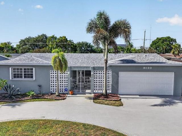 House for sale in Cooper City, Florida