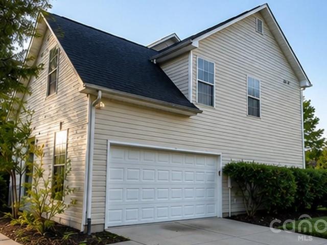 House for sale in Mecklenburg, North Carolina