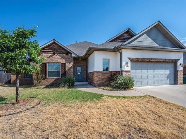 House for sale in Yukon, Oklahoma