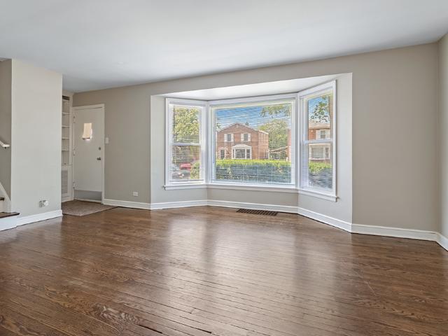 House for sale in Evergreen Park, Illinois