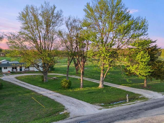 House for sale in Barry, Missouri