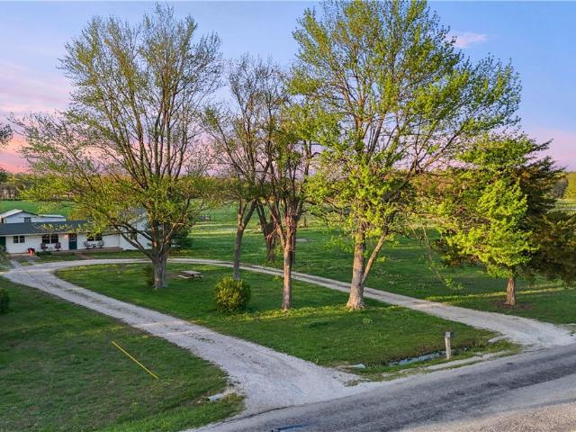 House for sale in Barry, Missouri