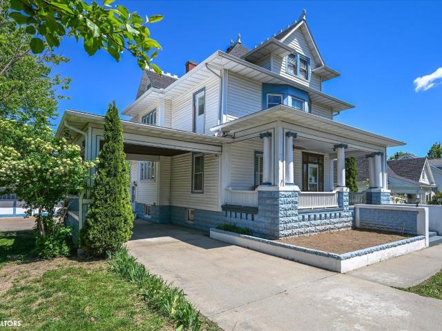 House for sale in Harlan, Iowa