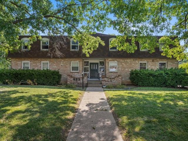 Condo for sale in Champaign, Illinois