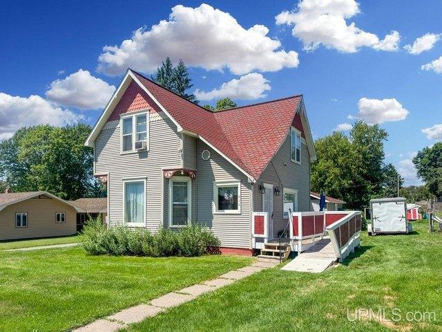 House for sale in Crystal Falls, Michigan