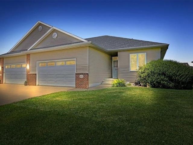 Condo for sale in Linn, Iowa