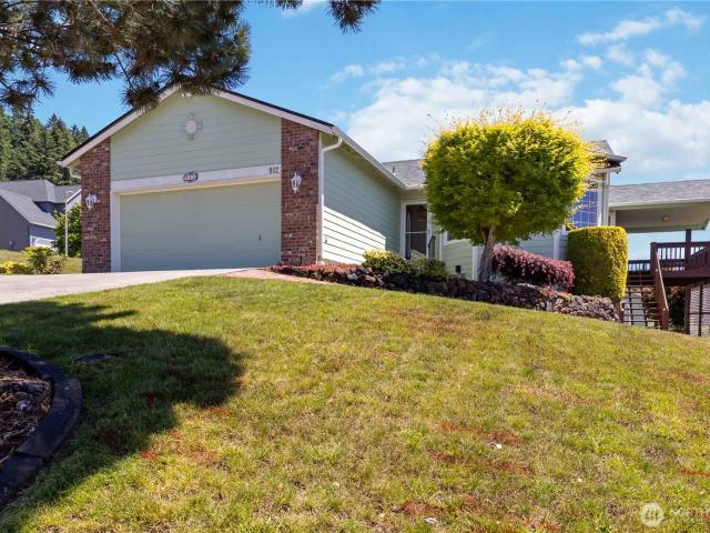 House for sale in Kelso, Washington