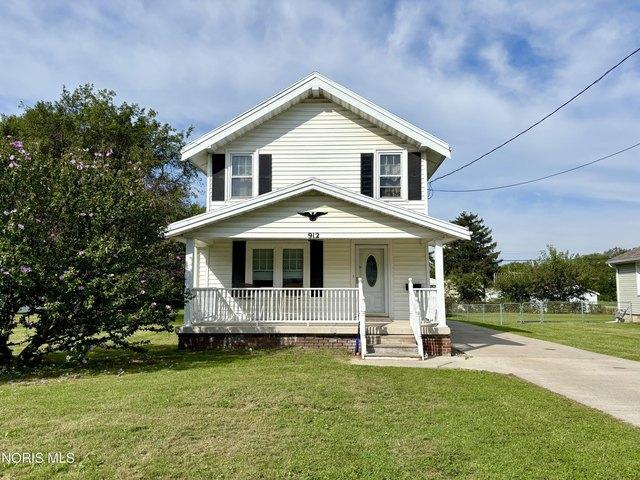 House for sale in Oregon, Lucas County