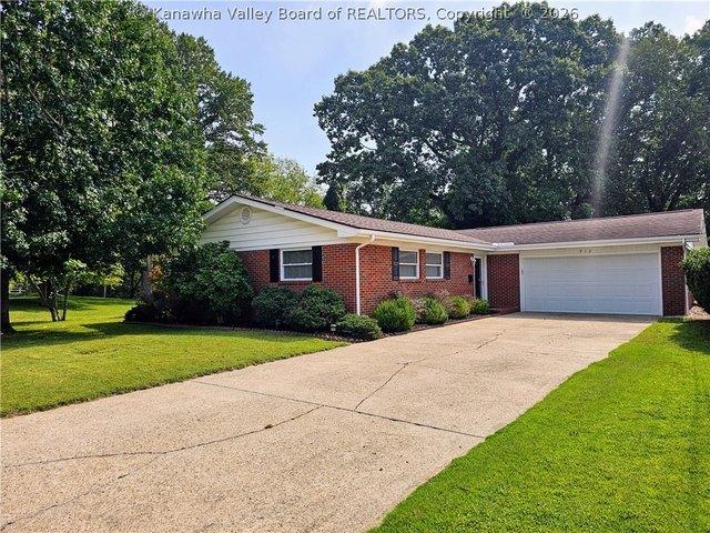House for sale in Point Pleasant, Mason County