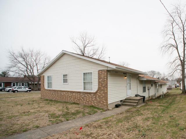 House for sale in Bicknell, Indiana