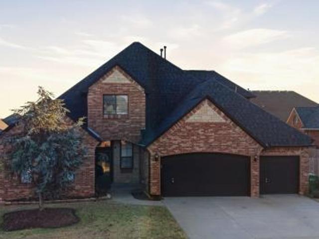 House for sale in Yukon, Oklahoma