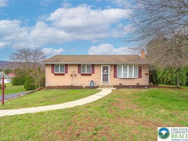 House for sale in Walnutport, Pennsylvania