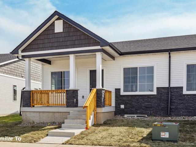 Townhouse for sale in Norwalk, Iowa