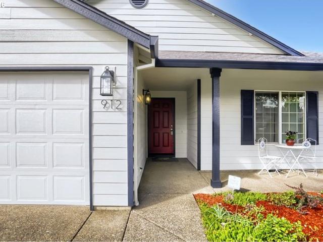 House for sale in Oregonia