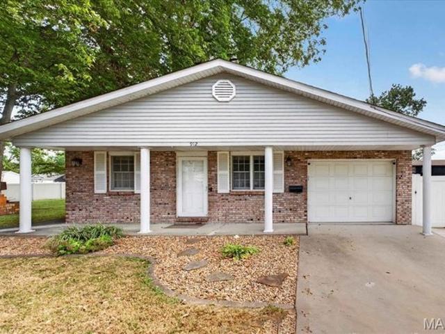 House for sale in Mascoutah, Saint Clair County