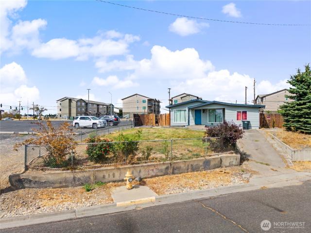 House for sale in Moses Lake, Grant County