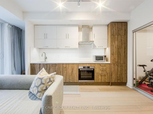 Condo for rent in York, Ontario