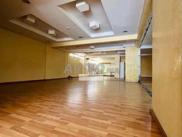 Local commercial vente à Anfa, Gharb-Chrarda-Beni Hssen