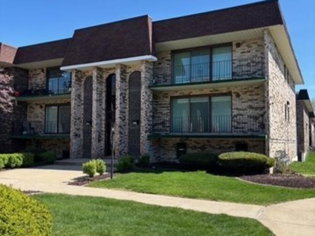Condo for sale in Oak Lawn, Illinois