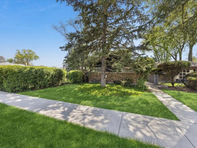 House for sale in Brookfield, Illinois