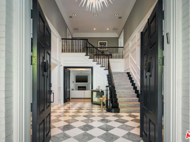 House for sale in Los Angeles, Los Angeles County