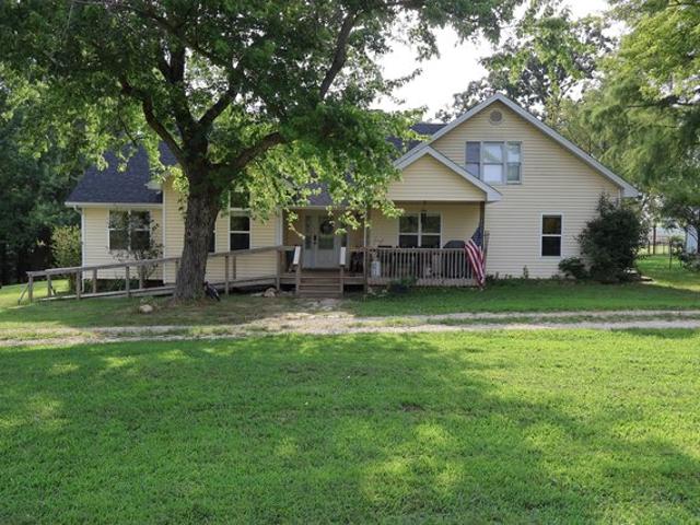 Farm for sale in Fordland, Missouri