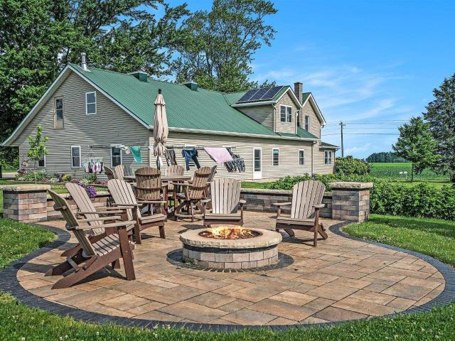 House for sale in Etna Green, Indiana