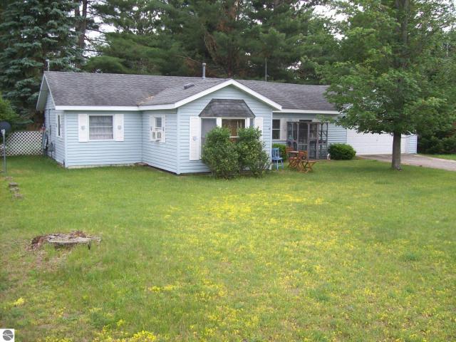 House for sale in Saint Helen, Richfield Township