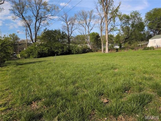 Property for sale in Saint John, Missouri